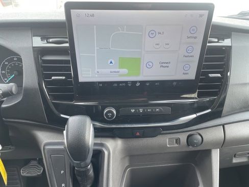 Used 2023 Ford Transit 350 XLT image 29