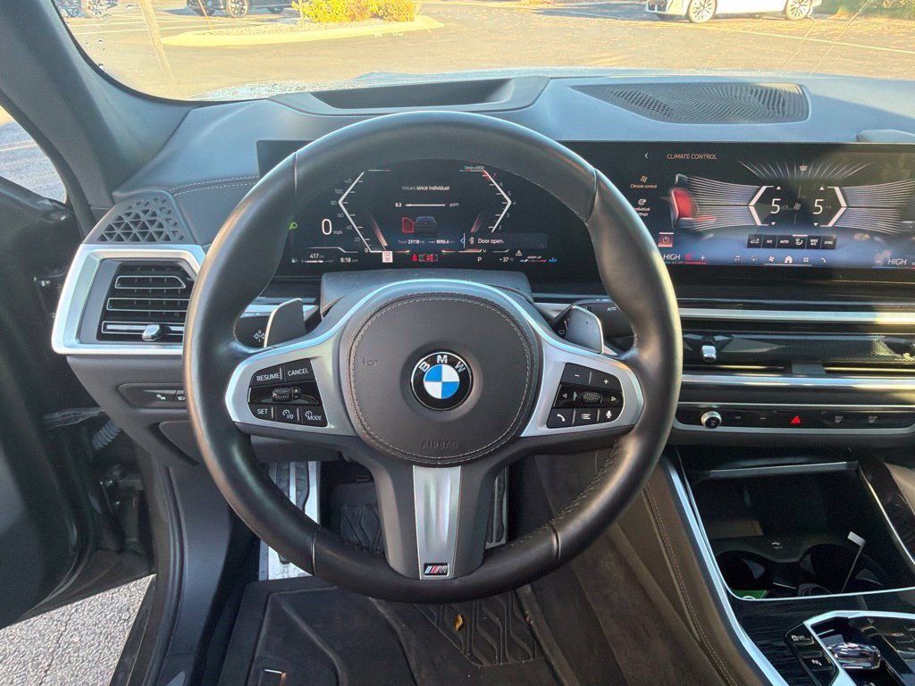 Used 2024 BMW X6 xDrive40i w/ Executive Package AWD/4WD image 13