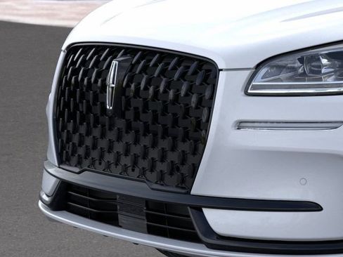 New 2026 Lincoln Corsair Reserve w/ Jet Appearance Package FWD image 18