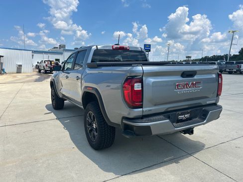 Used 2024 GMC Canyon Elevation w/ Trailering Package RWD image 4