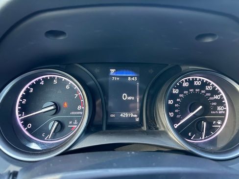 Used 2024 Toyota Camry SE image 23