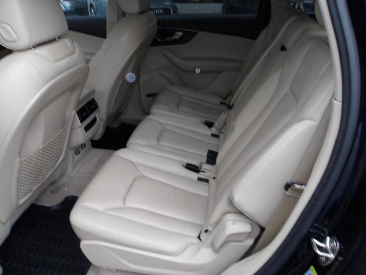 Used 2018 Audi Q7 3.0T Premium Plus AWD/4WD image 10