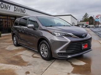Used 2024 Toyota Sienna LE video 2