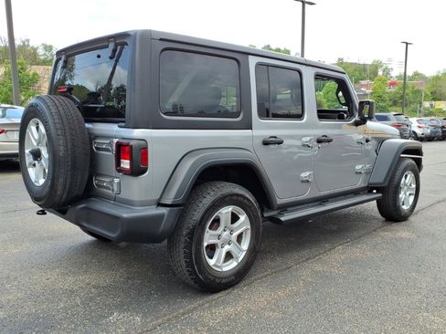 Certified 2018 Jeep Wrangler Unlimited Sport S AWD/4WD image 3