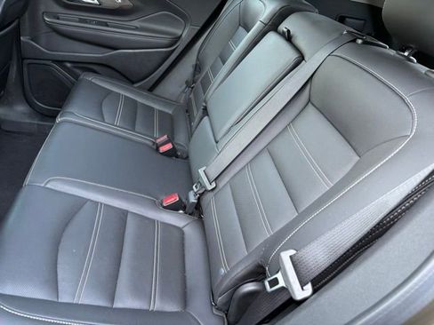 Used 2023 GMC Terrain Denali AWD/4WD image 9