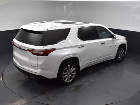 Used 2021 Chevrolet Traverse Premier w/ LPO, Floor Liner Package AWD/4WD image 17