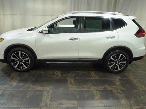 Used 2019 Nissan Rogue SL w/ Premium Package AWD/4WD image 9