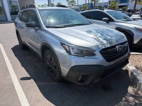 Used 2020 Subaru Outback Onyx Edition XT w/ Popular Package #2 AWD/4WD image 2