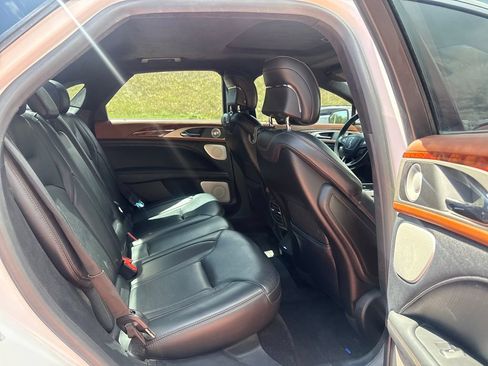 Used 2017 Lincoln MKZ Black Label w/ Technology Package AWD/4WD image 24