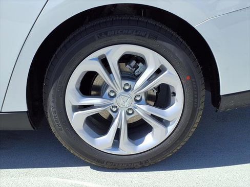 New 2025 Honda Accord LX image 6