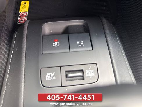 Used 2024 Toyota Venza Limited AWD/4WD image 36