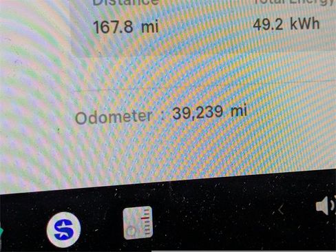 Used 2019 Tesla Model 3 Standard Range image 17