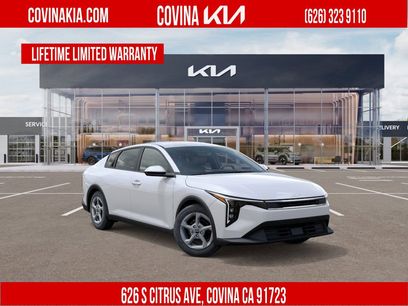 New 2025 Kia K4 LXS