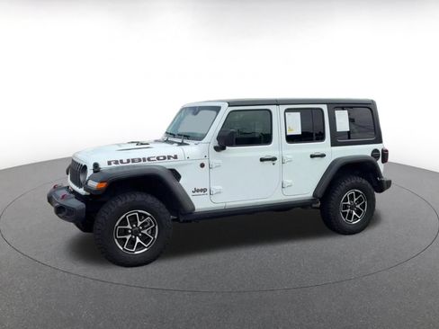 Used 2025 Jeep Wrangler Unlimited Rubicon AWD/4WD image 6