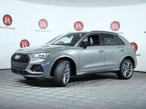 Used 2022 Audi Q3 2.0T Premium AWD/4WD image 4