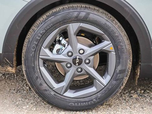 New 2026 Kia K4 LXS image 11