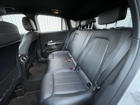 Used 2021 Mercedes-Benz GLA 250 image 27