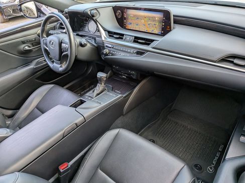 Used 2021 Lexus ES 300h w/ Premium Package FWD image 19