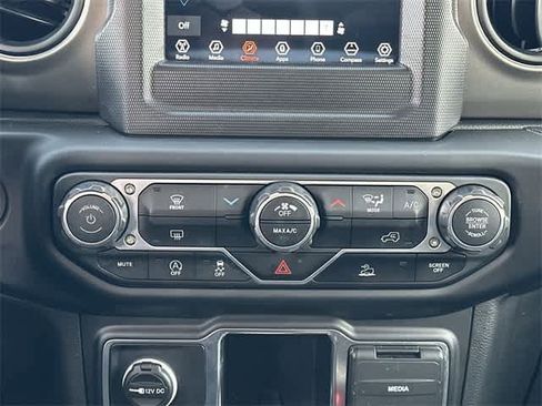 Used 2023 Jeep Wrangler Unlimited Sport image 15