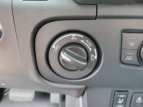 Used 2026 Nissan Frontier PRO-4X w/ Pro-4x Convenience Package AWD/4WD image 20