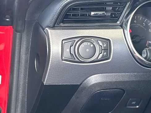 Used 2022 Ford Mustang GT w/ Black Accent Package RWD image 32