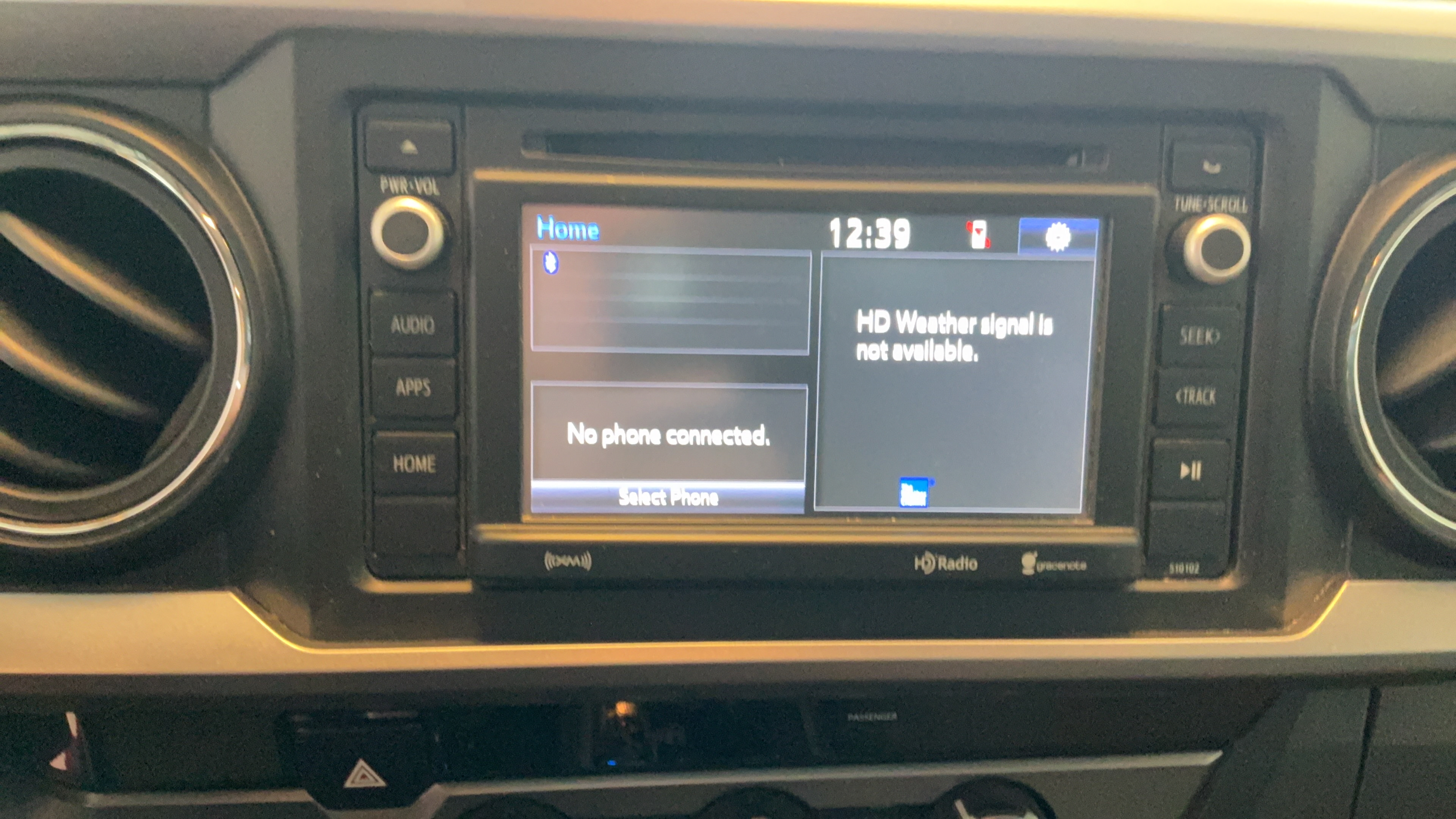 Used 2016 Toyota Tacoma SR5 w/ SR5 Appearance Package (SN) RWD image 16