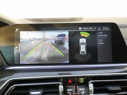 Used 2020 BMW X6 M50i w/ Premium Package image 59