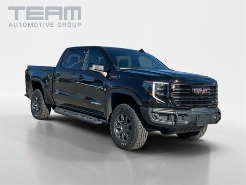 Used 2025 GMC Sierra 1500 AT4X image 1