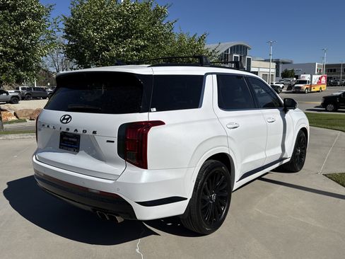 Used 2024 Hyundai Palisade Calligraphy AWD/4WD image 5