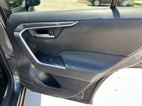 Used 2023 Toyota RAV4 XLE Premium image 38