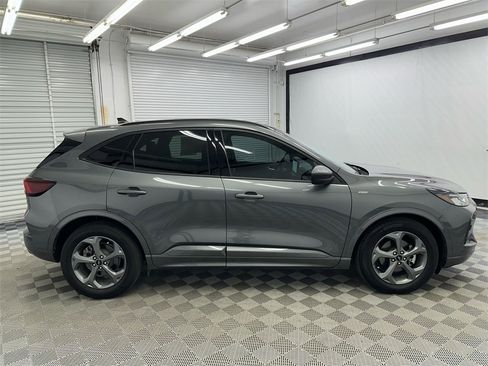 Used 2023 Ford Escape ST-Line w/ Tech Pack #1 image 6