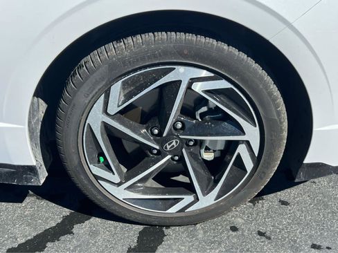 New 2026 Hyundai Sonata SEL AWD/4WD image 16