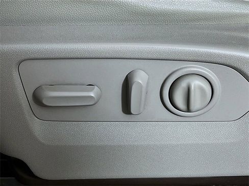 Used 2020 GMC Sierra 1500 SLT w/ SLT Premium Package image 11