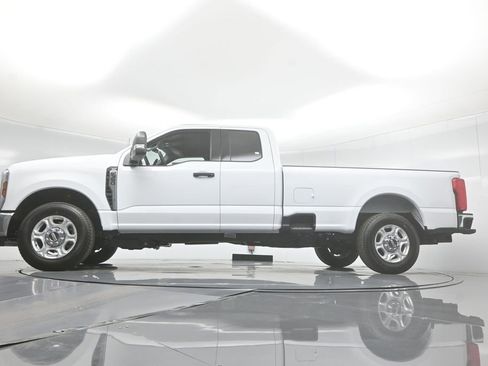 New 2026 Ford F350 XLT image 49