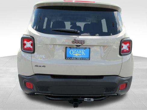 Used 2016 Jeep Renegade 75th Anniversary AWD/4WD image 4