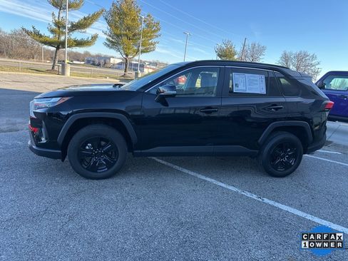 Used 2024 Toyota RAV4 XLE image 16