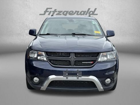 Used 2020 Dodge Journey Crossroad FWD image 2