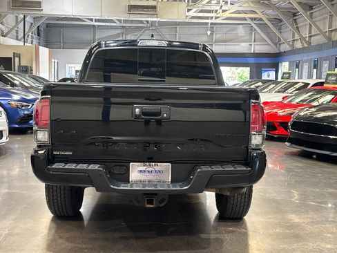Used 2020 Toyota Tacoma TRD Pro AWD/4WD image 16