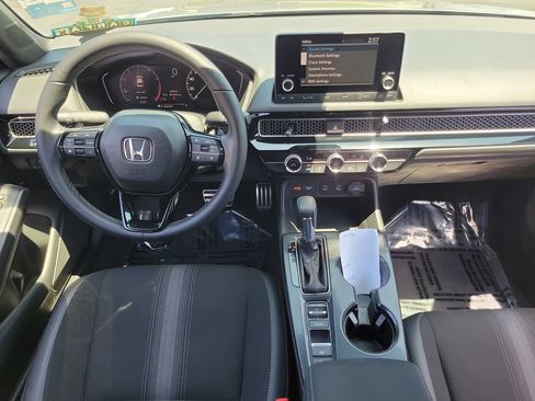 Certified 2025 Honda Civic Sport image 10