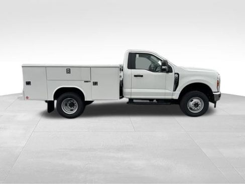 New 2025 Ford F350 XL w/ XL Chrome Package image 2