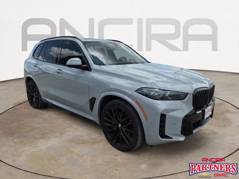 Used 2025 BMW X5 xDrive40i w/ M Sport Package AWD/4WD image 1