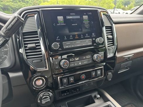 Certified 2024 Nissan Titan Platinum Reserve w/ Moonroof Package AWD/4WD image 30