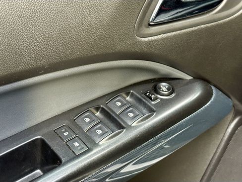 Used 2017 Chevrolet Colorado Z71 AWD/4WD image 21