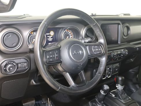 Used 2022 Jeep Wrangler Unlimited Sport AWD/4WD image 6