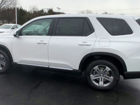 New 2025 Honda Pilot EX-L image 7