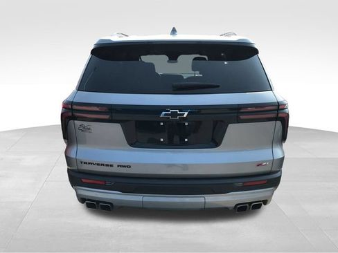 Used 2024 Chevrolet Traverse Z71 w/ LPO, Floor Liner Package AWD/4WD image 10