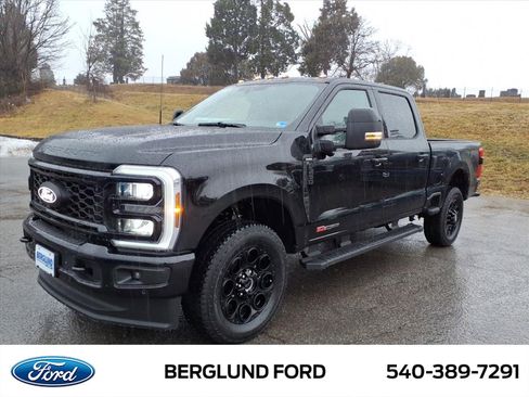 New 2026 Ford F250 Lariat w/ Black Appearance Package image 8
