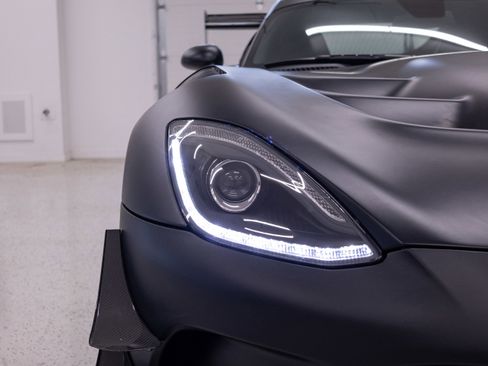 Used 2017 Dodge Viper GTC w/ ACR Package RWD image 35