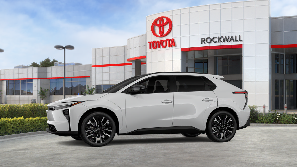 New 2027 Toyota bZ FWD image 32