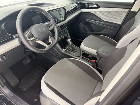 Used 2023 Volkswagen Taos S FWD image 4